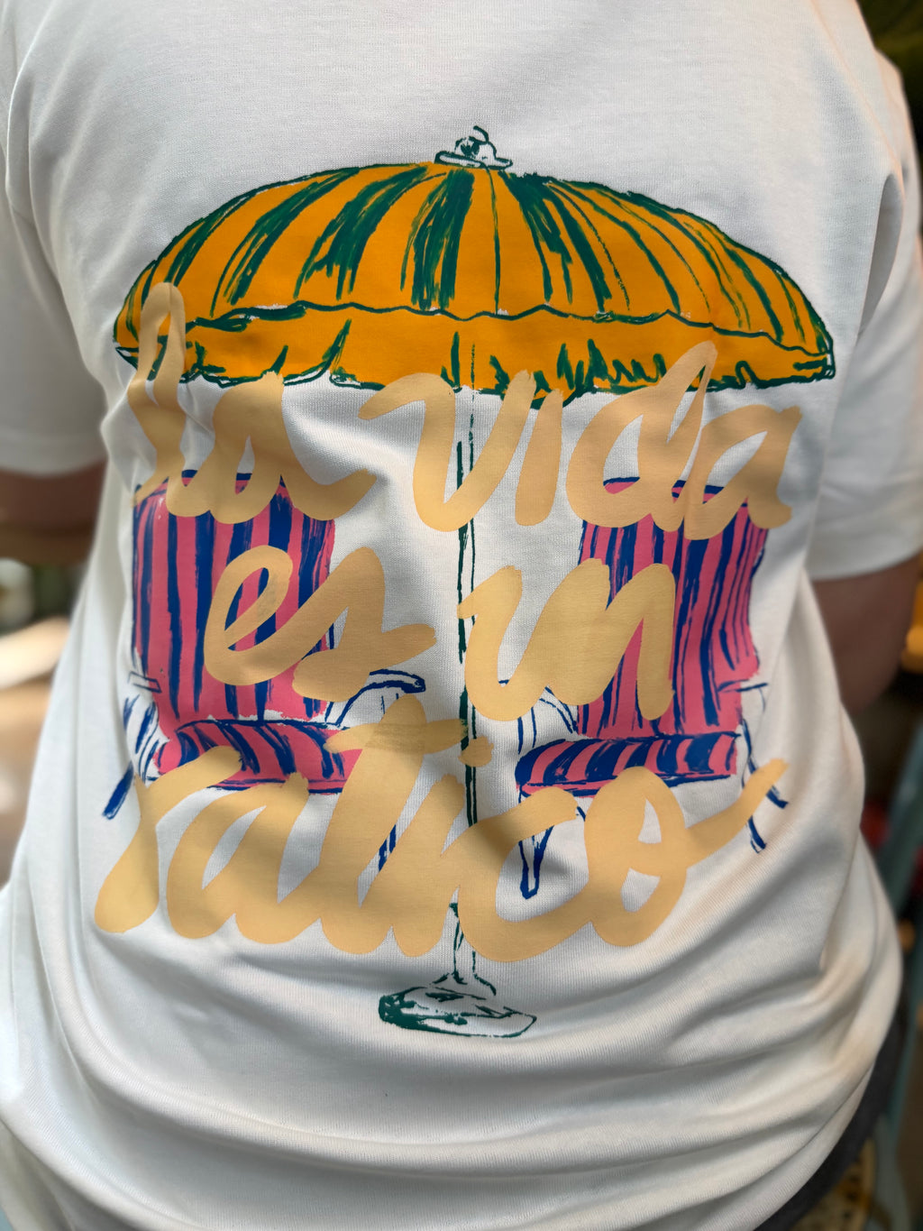 Camiseta La vida es un ratico